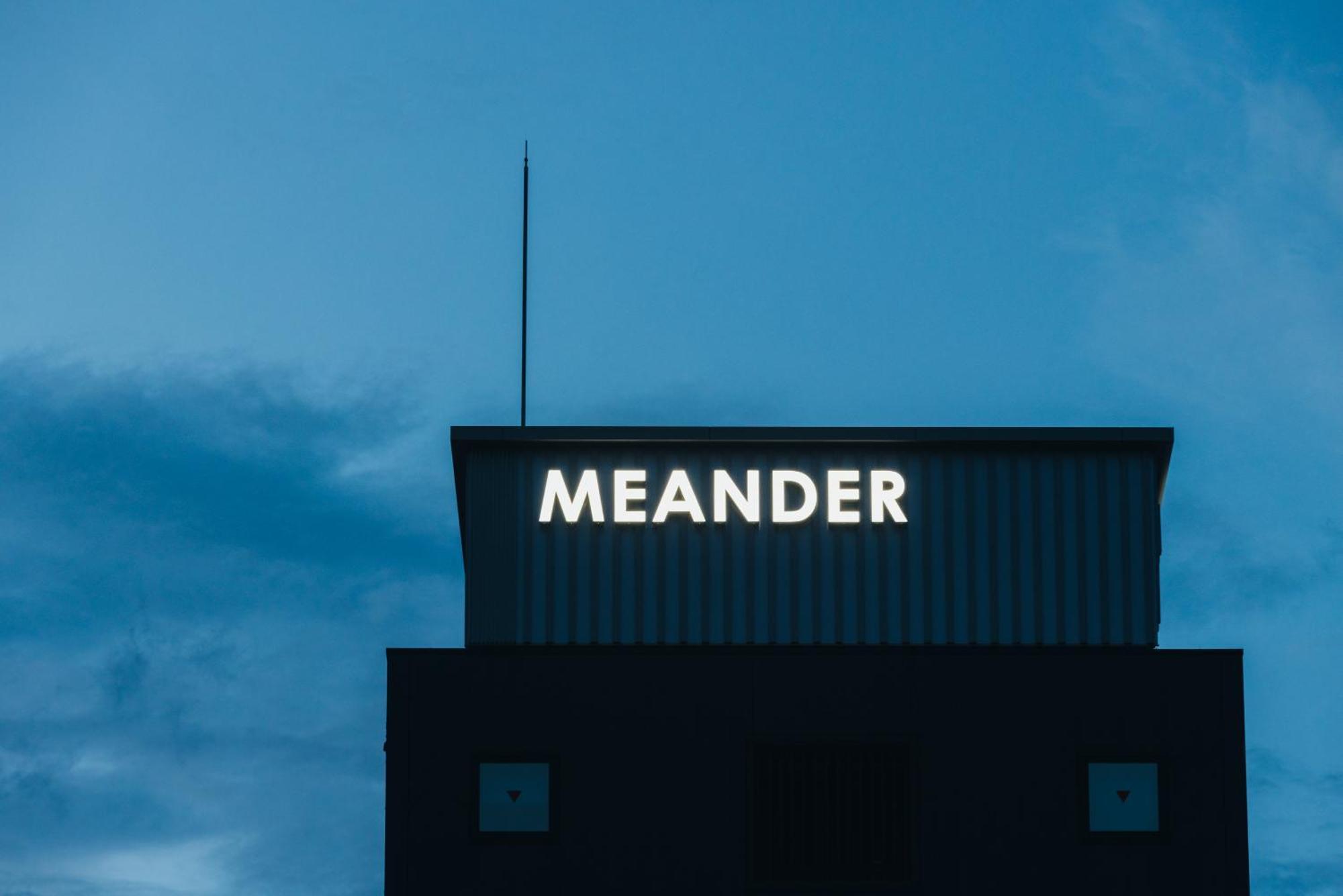 Meander Osaka Hotel Buitenkant foto